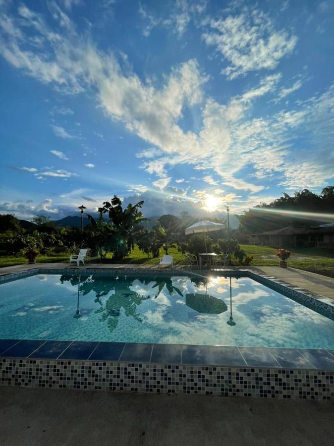 Hotel Campestre Campos Verdes Roldanillo Kültér fotó