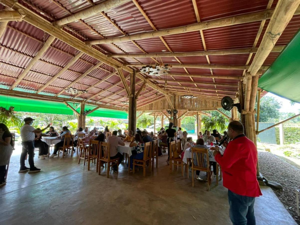 Hotel Campestre Campos Verdes Roldanillo Kültér fotó