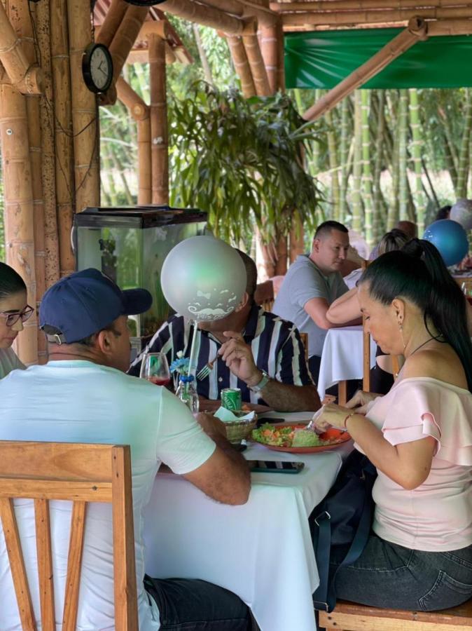 Hotel Campestre Campos Verdes Roldanillo Kültér fotó