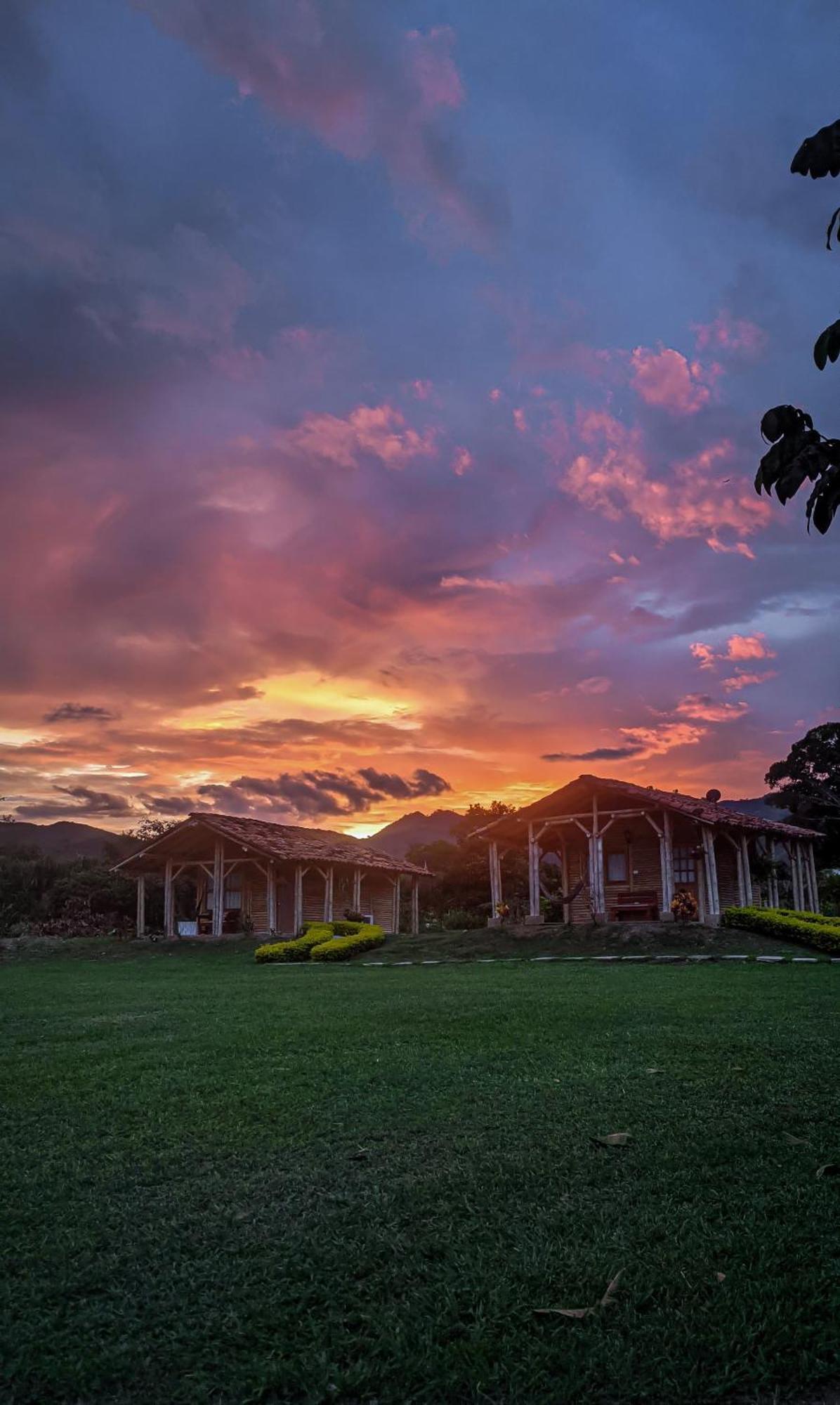 Hotel Campestre Campos Verdes Roldanillo Kültér fotó